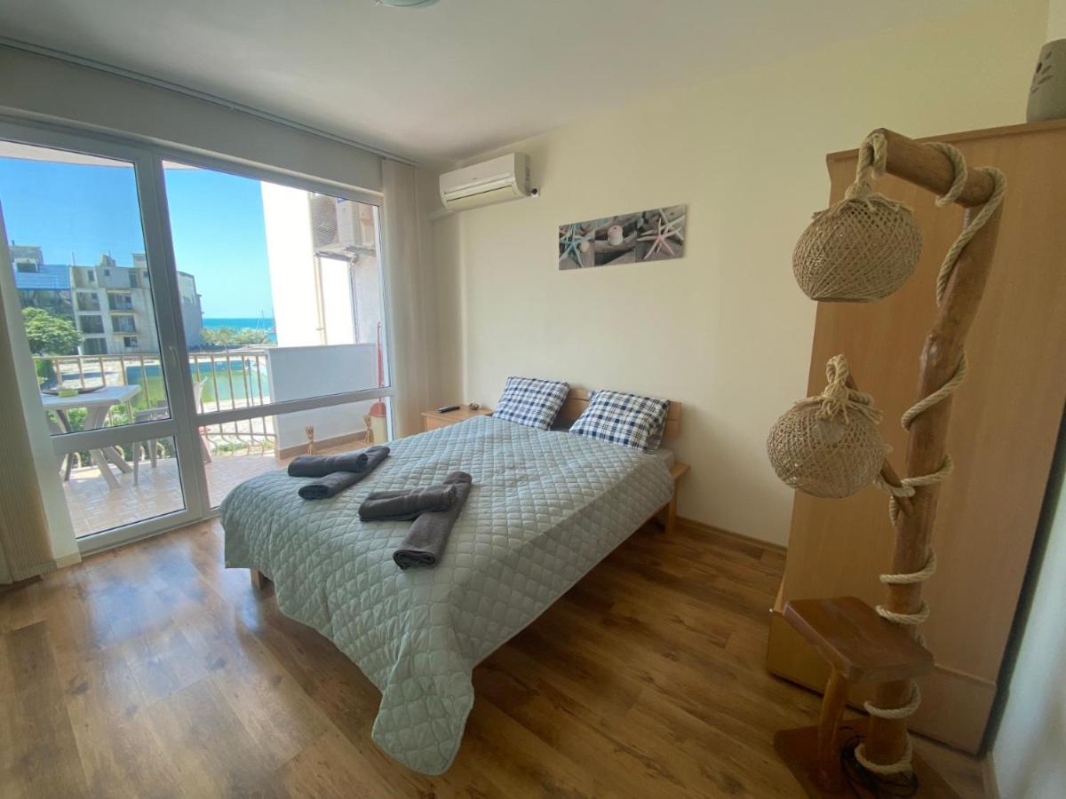 First Line On The Beach Cosy Sea Paradise Apartments Kavarna Dış mekan fotoğraf