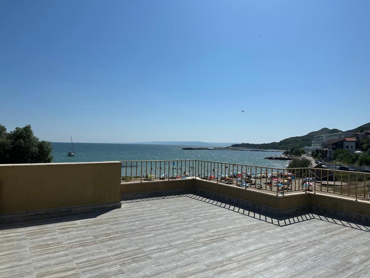 First Line On The Beach Cosy Sea Paradise Apartments Kavarna Dış mekan fotoğraf