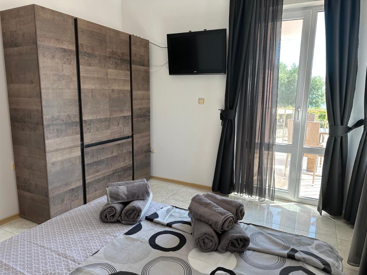 First Line On The Beach Cosy Sea Paradise Apartments Kavarna Dış mekan fotoğraf